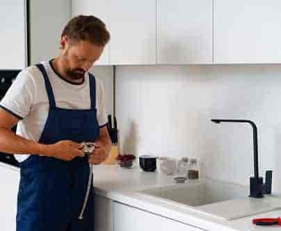 We are offering Expert Plumbing Services - 九游会体育APPlongtian
